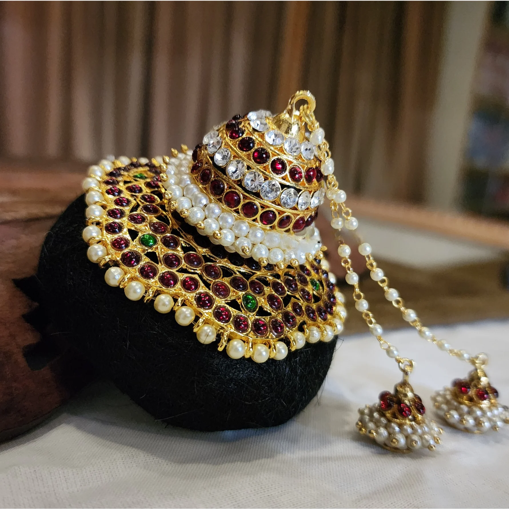 Andal Kondai (Pearl worked Band Design)