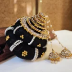 White Stoned Double Layered Andal Kondai